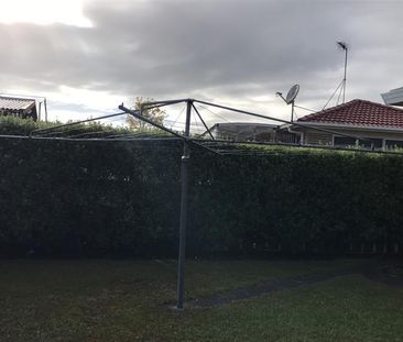 PAPAKURA, 3 BEDROOMS - Photo 5