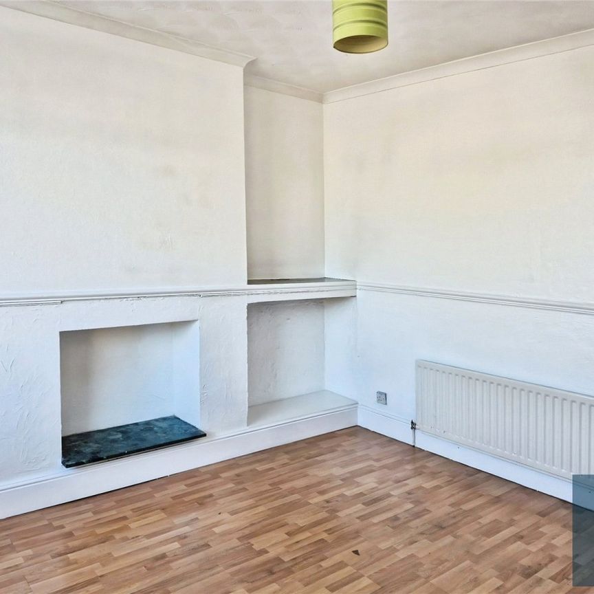 Westfield Lane, South Elmsall, Pontefract, West Yorkshire, WF9 - Photo 1