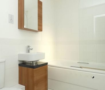 2 bedroom maisonette to rent - Photo 1