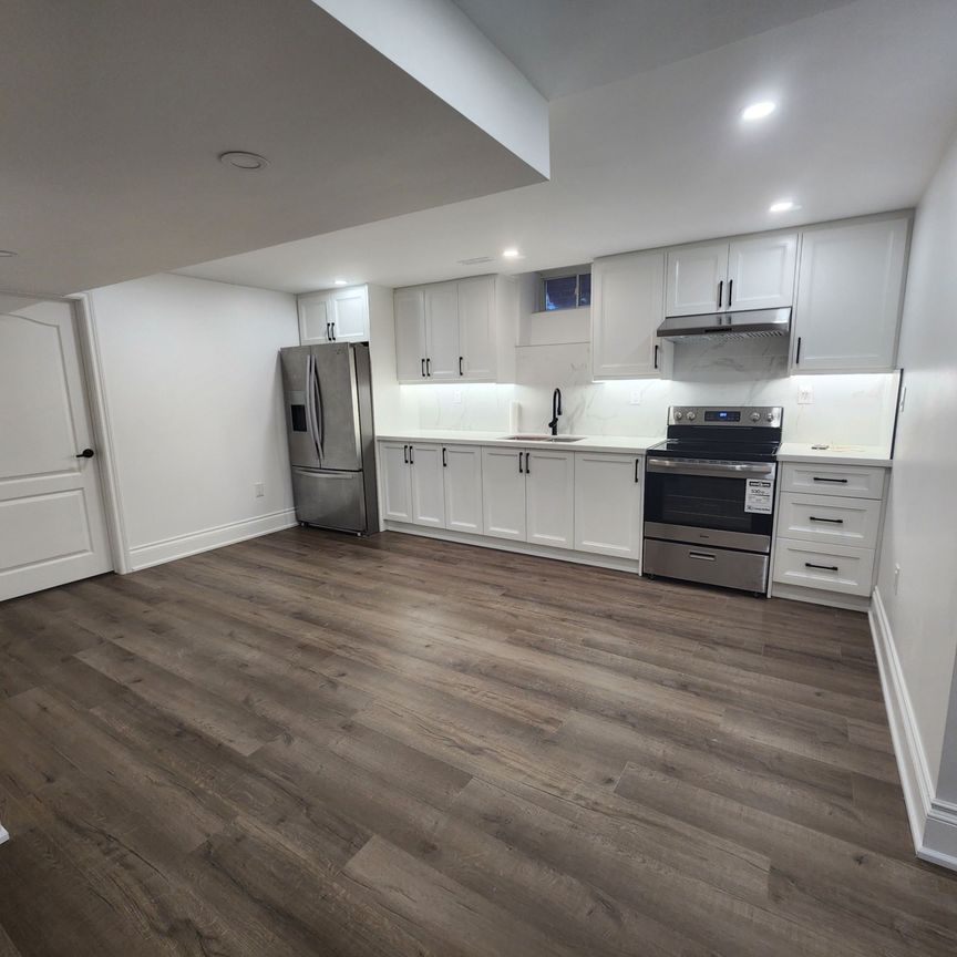 For Lease - 17 Vanni Avenue, Markham, Ontario - Photo 1