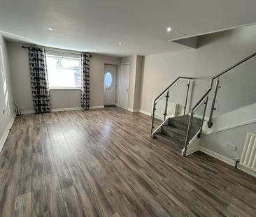 10 Lower Crescent, Comber, BT23 5BU - Photo 1