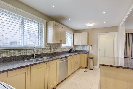 For Lease - 47 Bessarion Road Unit# Main, Toronto, Ontario - Photo 4