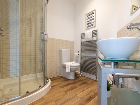 2 Bed Flat, North Street, BN1 - Photo 5