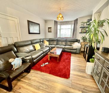 Village Way, London - Photo 4