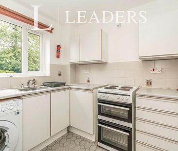 1 bedroom apartment to rent Tennyson Court, 50 Winn Road, Southampt... - Photo 6