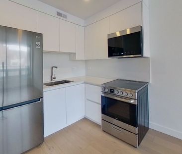 1975 de Maisonneuve - Photo 4