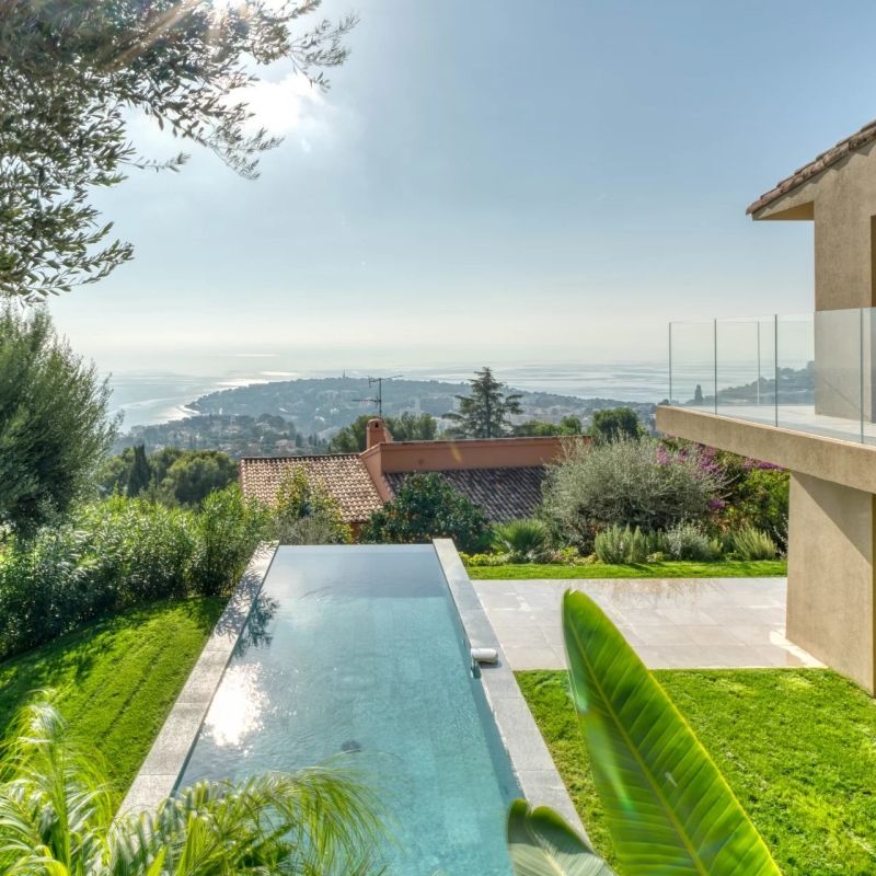 Roquebrune Cap Martin - Paisible villa 3 Chambres renové vue mer imprenable - Photo 1