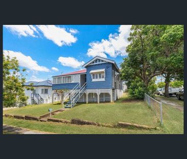 Modern 2-Bedroom Unit in Prime Location - Photo 5