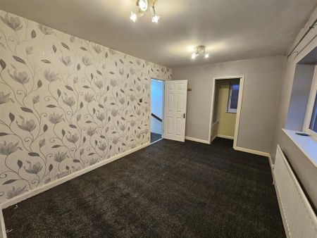 2 bedroom semi-detached house to rent - Photo 2