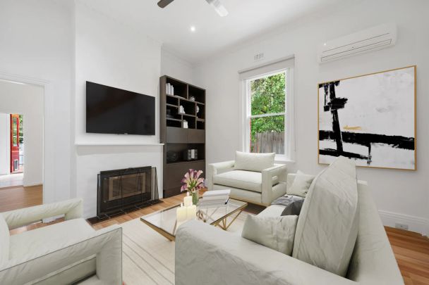 Modern and spacious home - Photo 1