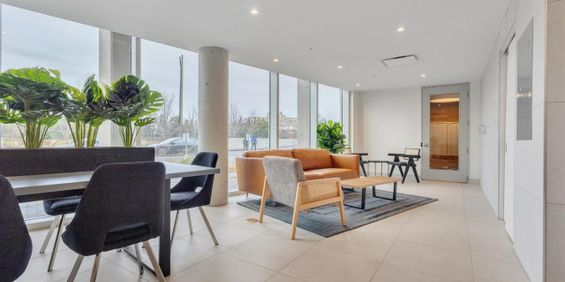 2 + Den - 5100 Boulevard De L'Assomption, Montréal - Est - Photo 3