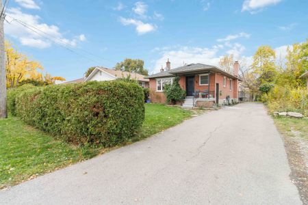 For Lease - 233 Maurice Drive Unit# Lower unit, Oakville, Ontario - Photo 3