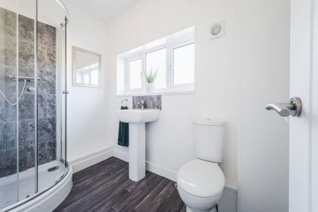 1 bedroom house of multiple occupation to rent - Photo 4