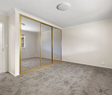 Updated 4-bedroom family home in a prime location - Photo 1