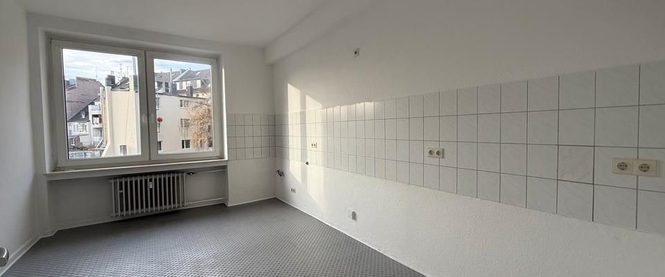 HELLE 2-Zi. WOHNUNG 75 m2, Düsseldorf Derendorf gegenüber der HSD - Foto 1