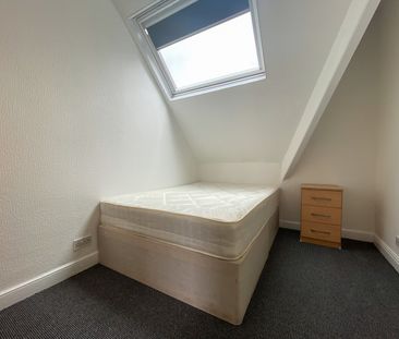 Marlborough Road, Roath - Photo 1