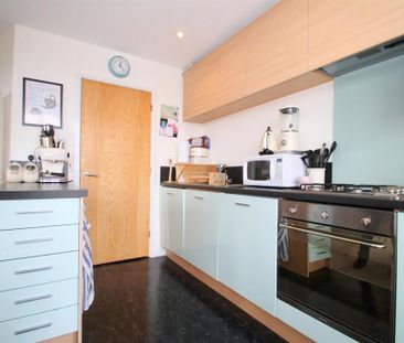 2 bedroom apartment to rent - Photo 6