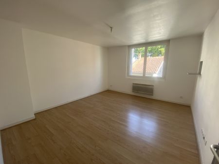 Location Appartement 4 pièces 64m² TOULOUSE 31400 - Photo 2