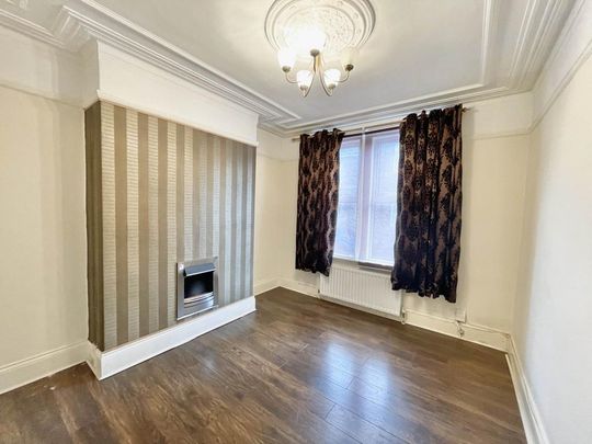 3 bedroom terraced house to rent - Photo 1