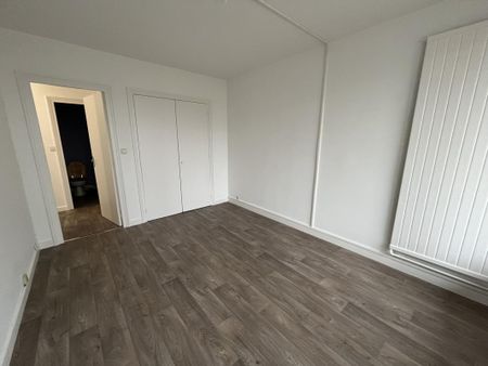 Location Appartement 2 pièces 58m² ANGERS 49100 - Photo 2