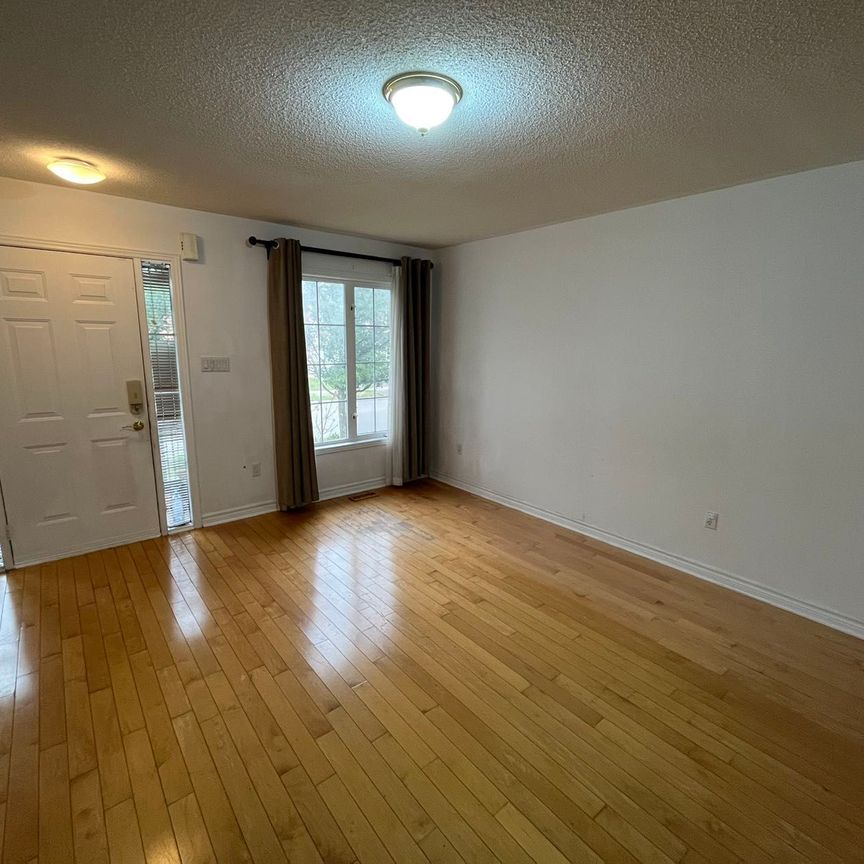 For Lease - 147 Nahanni Drive, Richmond Hill, Ontario - Photo 1