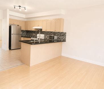 For Lease - 9 RIVERLANDS Avenue, Markham, Ontario - Photo 5
