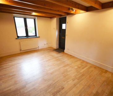 1 Bedroom House - St Thomas Street, Winchester - Photo 3