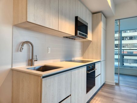 For Lease - 120 Broadway Avenue Unit# 704N, Toronto, Ontario - Photo 2