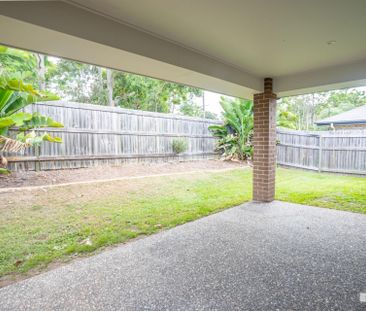 Lovely family home in the perfect location! - Photo 3