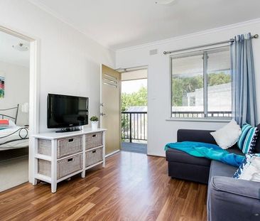 Convenient Living in North Adelaide - Photo 4