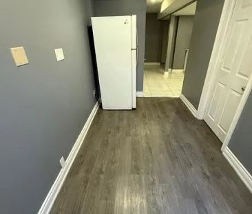 54 Clipstone Court #BASEMENT - Photo 5