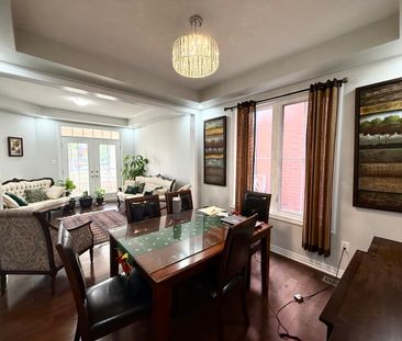 For Lease - 79 Bulmer Street, Newmarket, Ontario - Photo 6