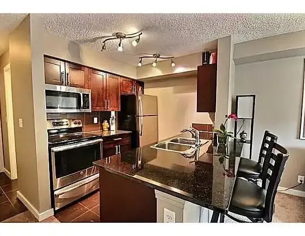 Beautiful 2 BED 1 BATH | 107 - 11804 22 Ave SW, Edmonton - Photo 1