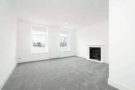 3 bedroom apartment to rent - Photo 2