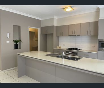 27 Avondale Way, Eastwood, NSW 2122 - Photo 4