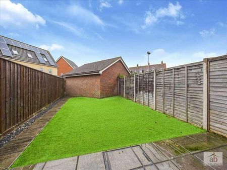 Spindler Close, Kesgrave, Ipswich, IP5 - Photo 3