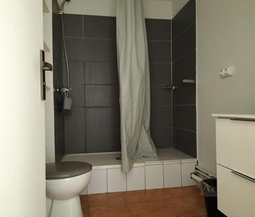 Appartement 1 pièces 21m2 MARSEILLE 15EME 563 euros - Photo 4