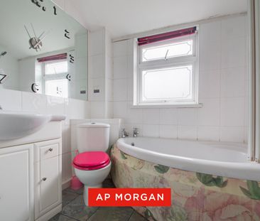 4 bed semi-detached house to rent in Seals Green, Birmingham, B38 - Photo 3