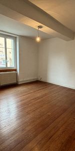 Location Appartement 4 pièces 83m² BOURG EN BRESSE 01000 - Photo 4