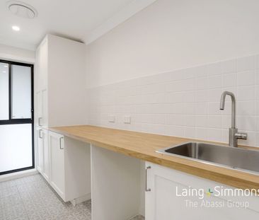 Modern Family Home Offering Space, Style and Convenience! - Photo 3