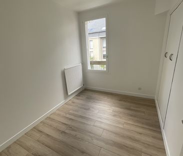 A LOUER - Cour Beauvoir - T1 bis / T2 avec balcon, parking et cave - Photo 4