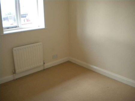 Torville Crescent, Kettering, Northamptonshire, NN15 - Photo 4