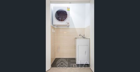 Spacious 2-Bedroom + Study Apartment | Just 2 Mins Walk to Train Station | Exclusive Resident Facilities! - Photo 4