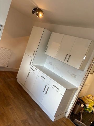 3 Bed Terraced House, Jaunty Road, S12 - Photo 3