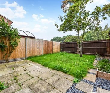3 bedroom semi-detached house to rent - Photo 4