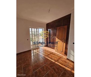 Amora, Setúbal Municipality - Photo 4