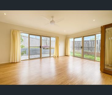 116 Marisa Crescent, Berwick, Vic 3806 - Photo 2