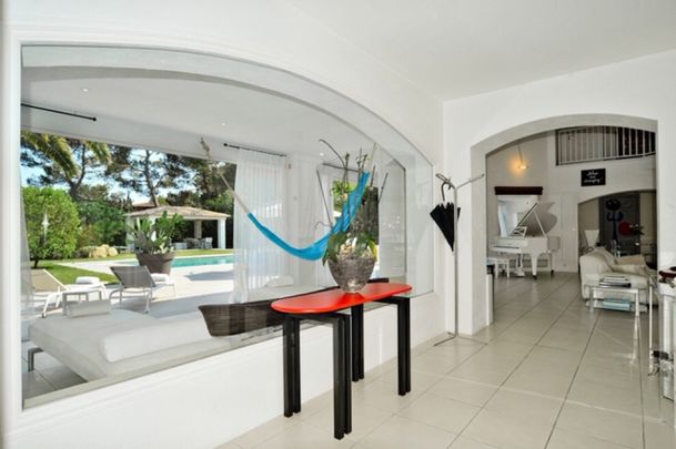 Villa 360 m² - 6 Pièces - Mougins (06250) - Photo 1