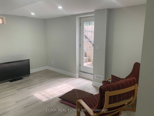 For Lease - 32 Mayo Avenue, Cambridge, Ontario - Photo 1