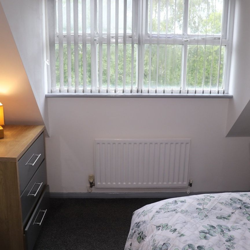 Room in a Shared House, Sherborne Grove, B1 - Photo 1